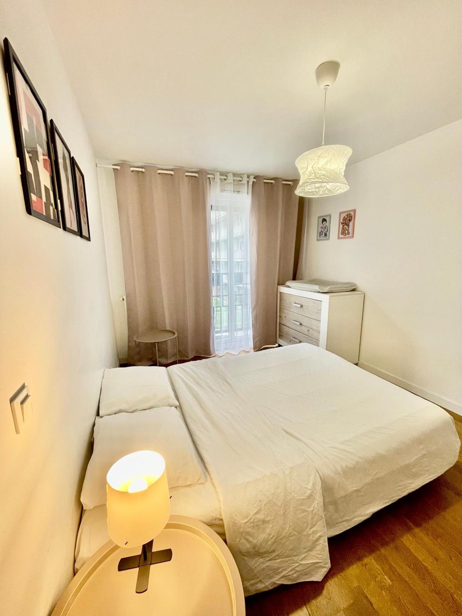 Sweet Escape Paris Centre - 3 Bds- Terrasse - Stade De France - Montmartre Saint-Ouen  Esterno foto